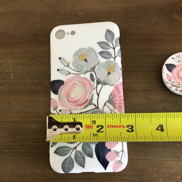 BNWT IPhone 8 silicone case - Picture 5 of 6